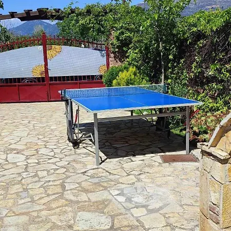 Mozart House * Amarynthos