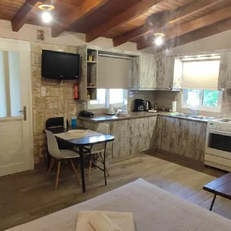 Mozart House Amarynthos